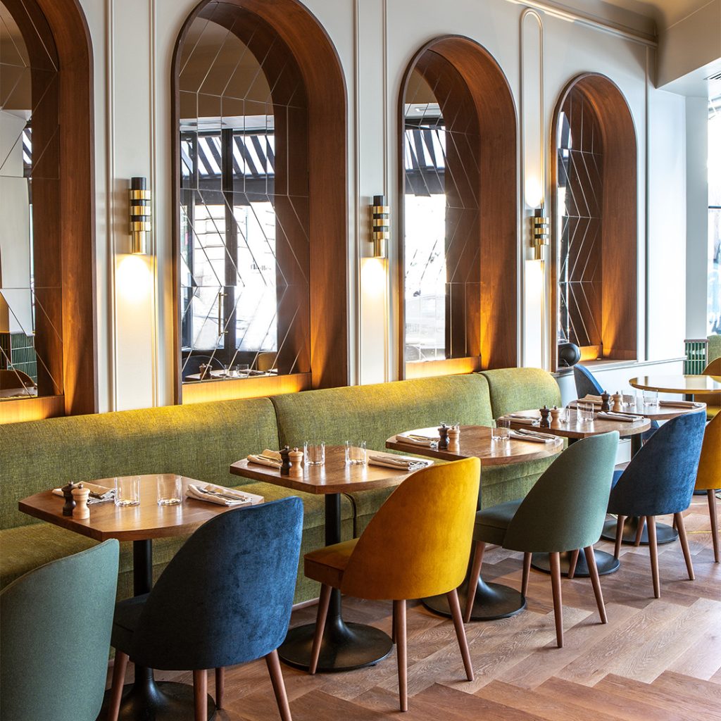 Restaurant Hall Les Flanelles Hotel Paris 10th