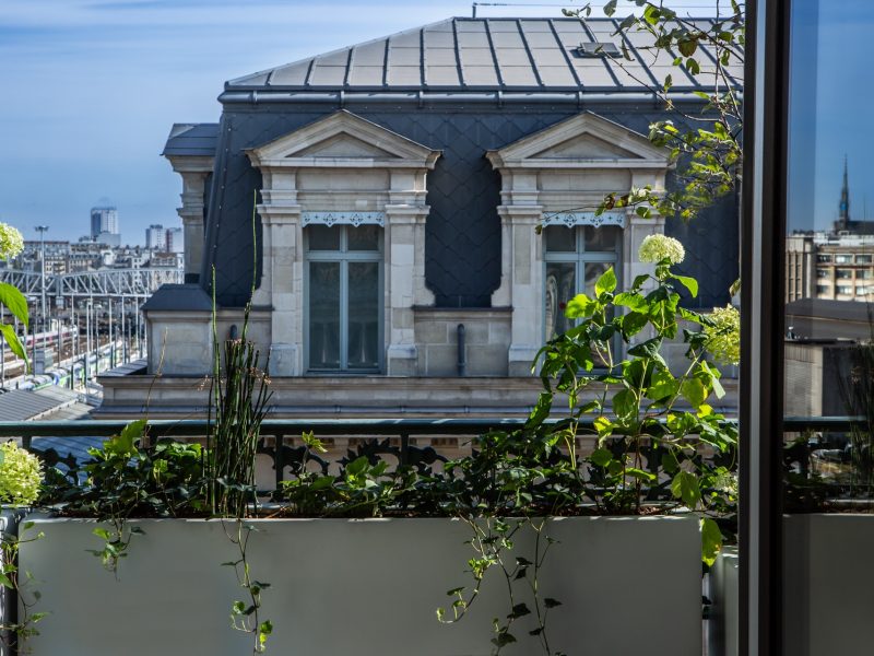Hotel 10ème arrondissement avec brunch buffet et ambiance élégante